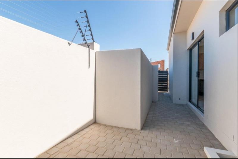 2 Bedroom Property for Sale in Haasendal Western Cape